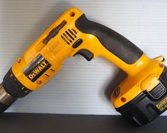 DeWalt 1/2" VSR Cordless Adjustable Clutch/Hammer Drill With 3 Total Batteries And Charger
