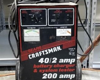 Craftsman 40 / 2 Amp Battery Charger And System Tester, 200 Amp Engine Starter For 6 And 12 V Batteries, Powers On
