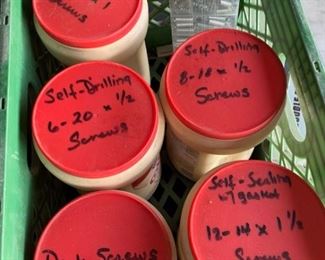 ScrewHardware and Containers