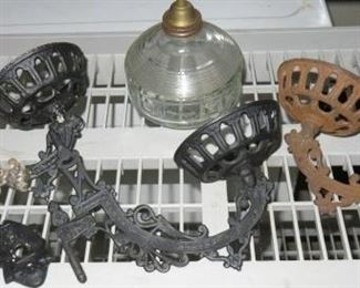 Vintage Victorian Wall Mount Cast Iron Swing Arm Oil Lamp Holder