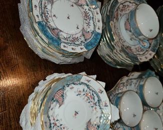 Large Herend Cornucopia China Set
