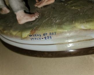 Works Of Art Italy 228 Figurine On Wooden Base