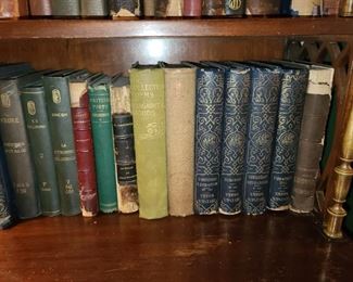 Library Contents (Book Sets, Volumes, Antique Books From the 1800s, Contemporary Books, Etc.)