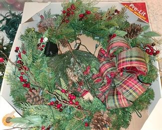 Light-Up Christmas Wreath