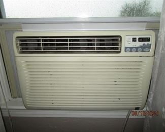 Window A/C Unit - works great 