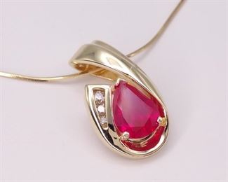 1.41 Carat Pear Shaped Tourmaline and Diamond Estate Necklace in 14k Yellow Gold
