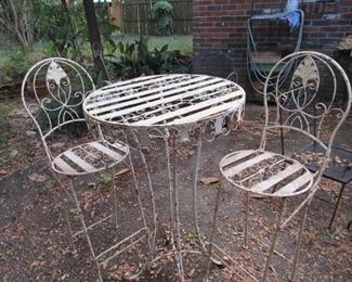 Bistro set