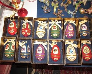 Mr Christmas ornaments