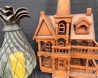 Birdhouse Decor