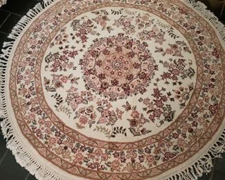 Kerman round rug