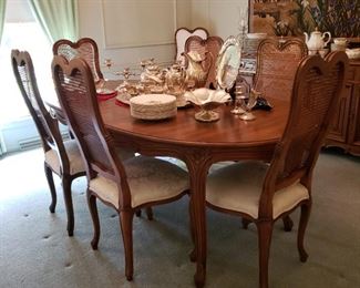 Karges Furniture Co. oval dining table and chairs