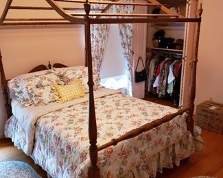 Ethan Allen full size canopy bed