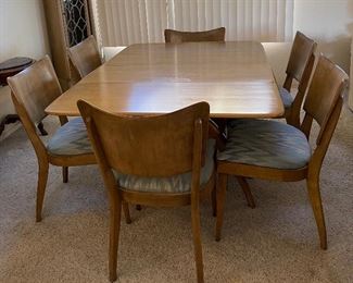 Heywood-Wakefield Butterfly Drop-Leaf Wishbone Dining Table and 6 Chairs w Table Protectors and 3 Leaves