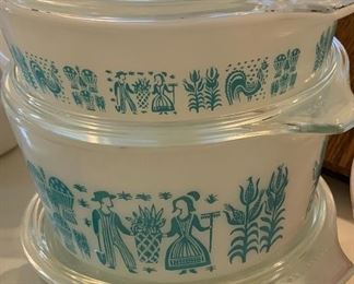 Vintage Butterprint Amish Pyrex 1957-68