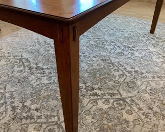 Mission Style Dining Table w Leaf and 6 Chairs (Excellent Condition), Area Rug