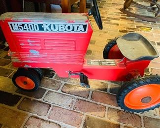 Vintage Very Heavy Metal M5400 Kubota Tractor