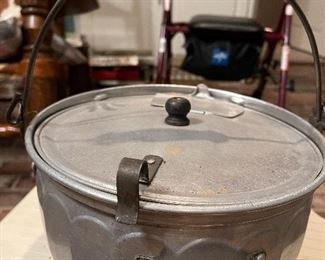 Sweet Vintage Aluminum Boiling Pot
