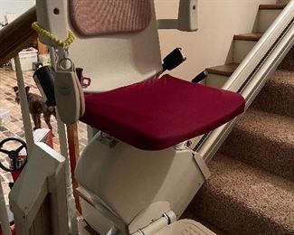 Acorn Stairlift 
   Works Grear!!!