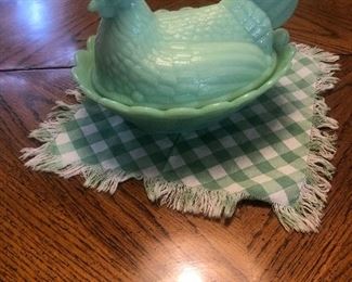 Vintage Jadeite Hen On Nest