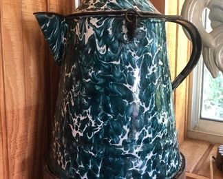 Antique Granite Ware Rare Chrysolite Coffee Pot ! 