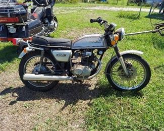 Honda CB200T Motorcycle - No Title