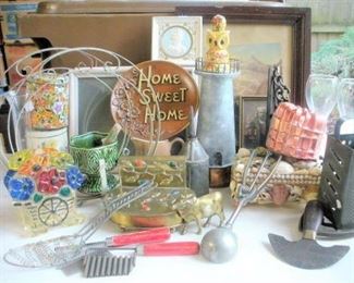 Retro to Primitive...Kitchen Ware to Pictures...something from our home to your.