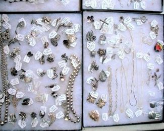 Lots more jewelry photos to come....1 whole tent of jewelry....Sterling silver, Gold, Gold Plated, Rhinestone, Costume, Signed, Baketlite and more.