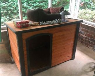 Oh WOW! this is the BEST dog house