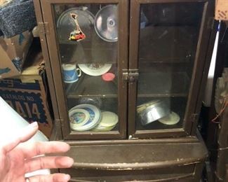 mini kids play china hutch