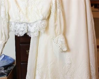 Vintage wedding dress