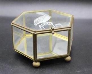 Vintage Hexagon Glass Jewlery Box w Engraved Pelican