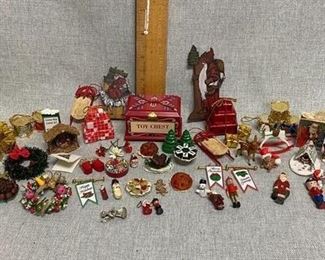 Christmas Dollhouse Miniatures Holiday Decorations Lot