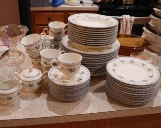Mikasa Stratford Blue Dinnerware Set