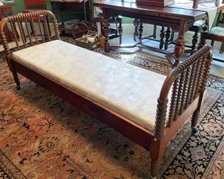 Beautiful Handmade Twin Spindle Bed (Photo 1 of 2)