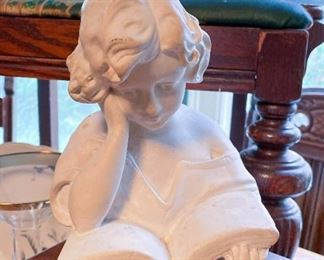 Porcelain Girl Reading Bust / Statue