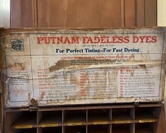 Antique Advertising - Putnam Dyes Box, Monroe Drug Co. (Photo 3 of 3)