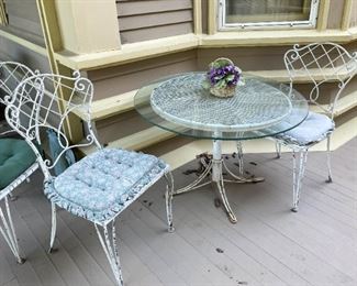 White Metal Bistro Table & 3 Chairs