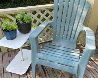 Outdoor Chair, White Metal Table