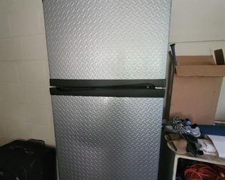 $200.00, Gladiator Refrigerator on wheels VG condition