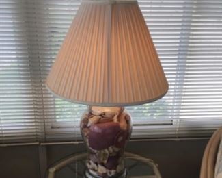 Shell  filled table top lamp