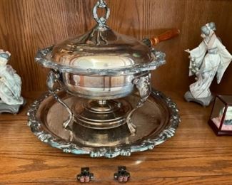 Sheridan silver plated chafing dish with try