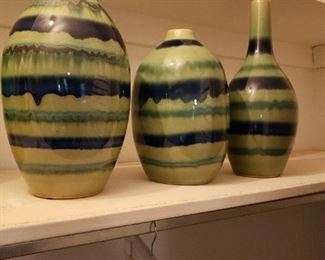 Set of 3 spiral vases