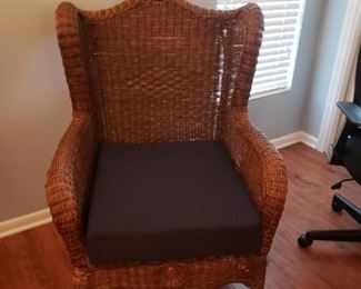 Wicker chair oversized

