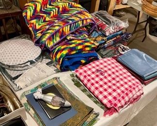 Blankets, tablecloths, fabrics..