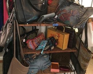 Lots of nice handbags and accessories