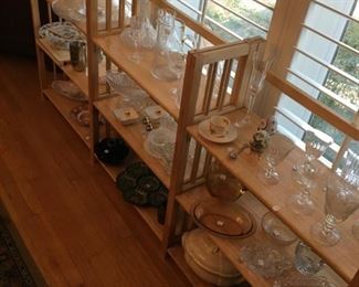 Glassware, crystal and china