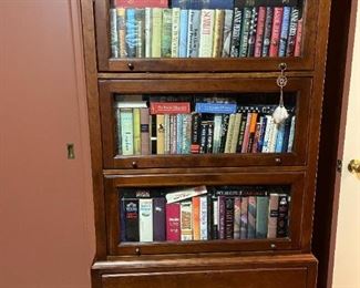 PAIR Bob Timberlake for LEXINGTON Cherry Barrister Bookcases