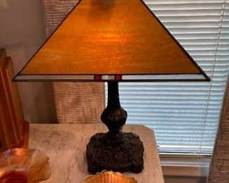 Signed HOOSIN CHICAGO LTD Leaded Slag Glass Table Lamp