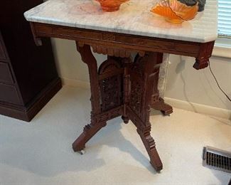 EASTLAKE Marble Topped Parlor Table
