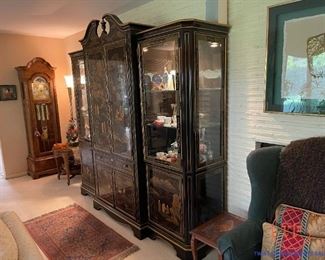 Vintage Asian Black Lacquer Chinoiserie Display Cabinet / Hutch